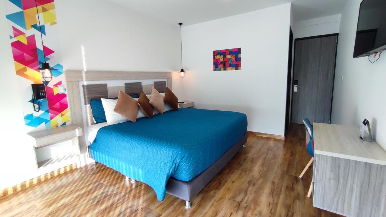 Aristo Gold * Tunja